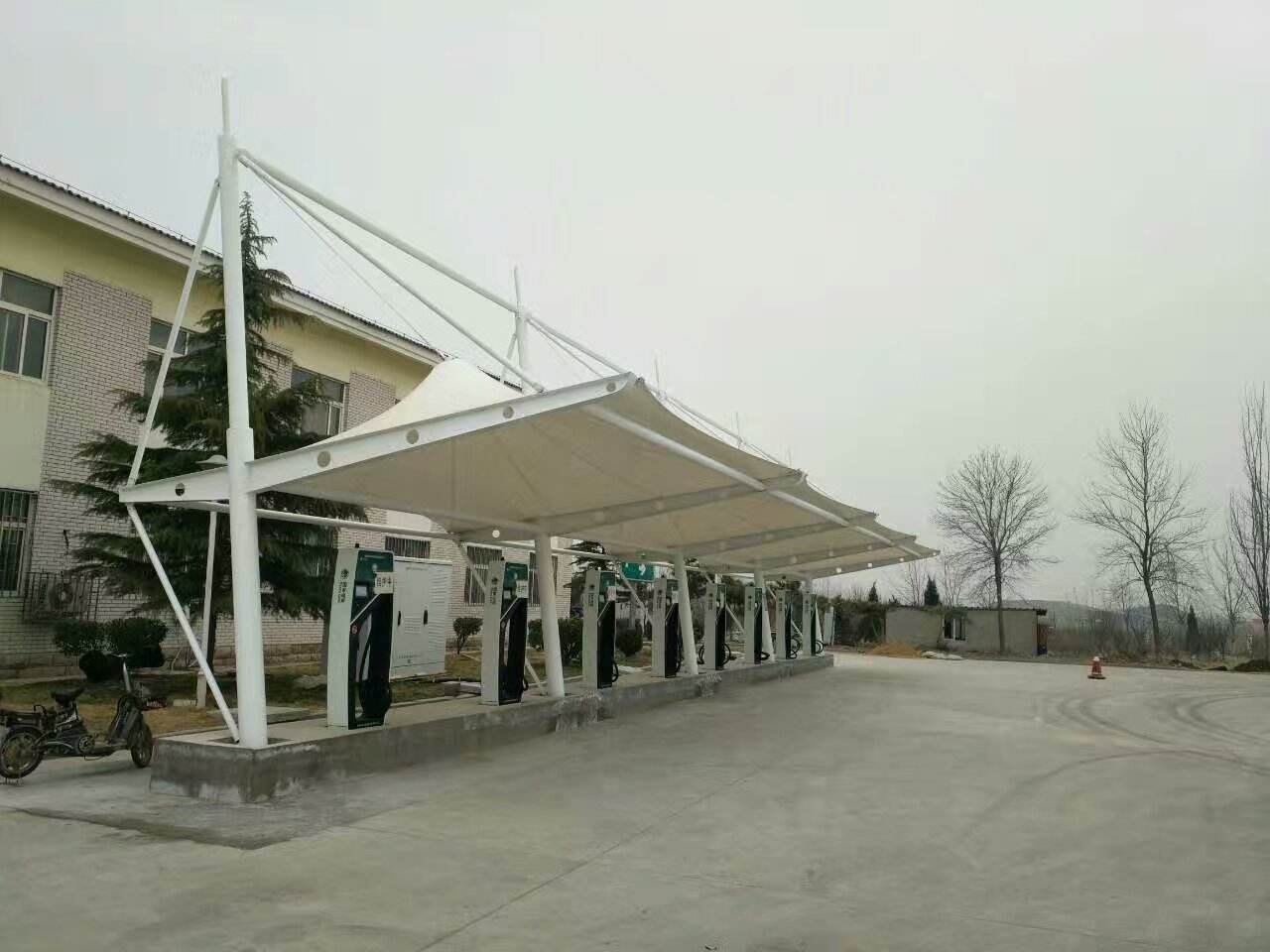 膜結(jié)構(gòu)充電樁車(chē)棚